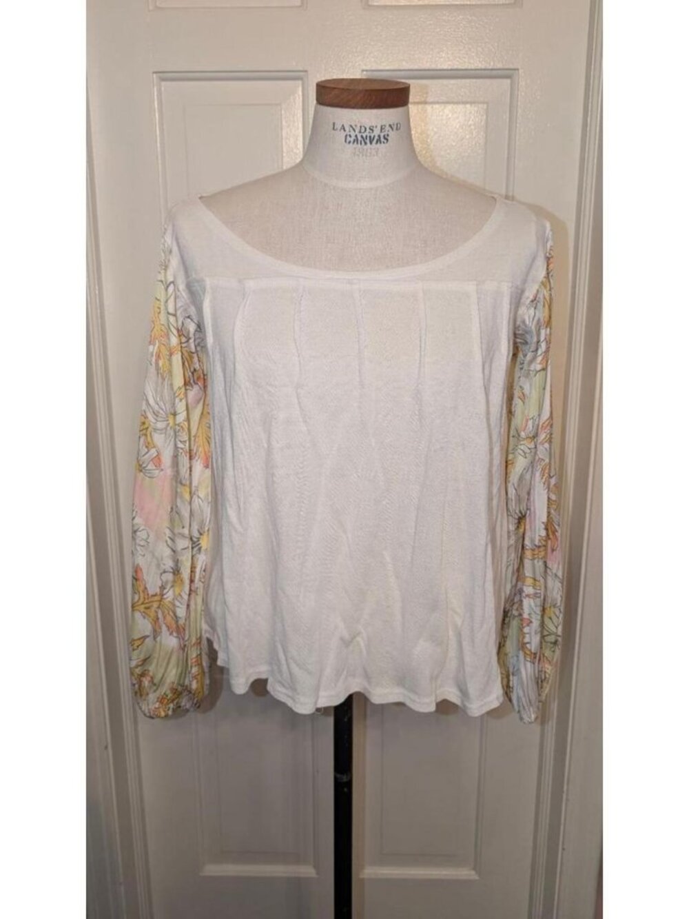 Free People Women's White and Yellow T-shirt